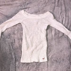 Grey tunic sweater.